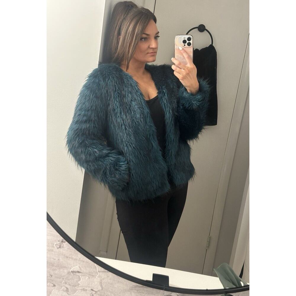 Victoria’s Secret Moda International size medium blue shag faux fur jacket